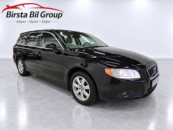 Volvo V70 2012 photo 2