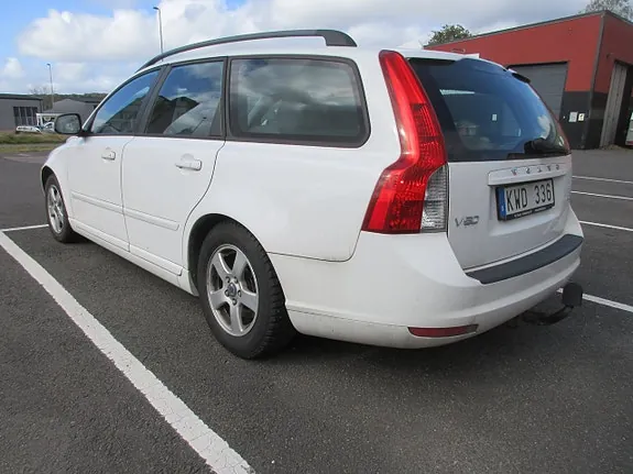 Volvo V50 2011 photo 4