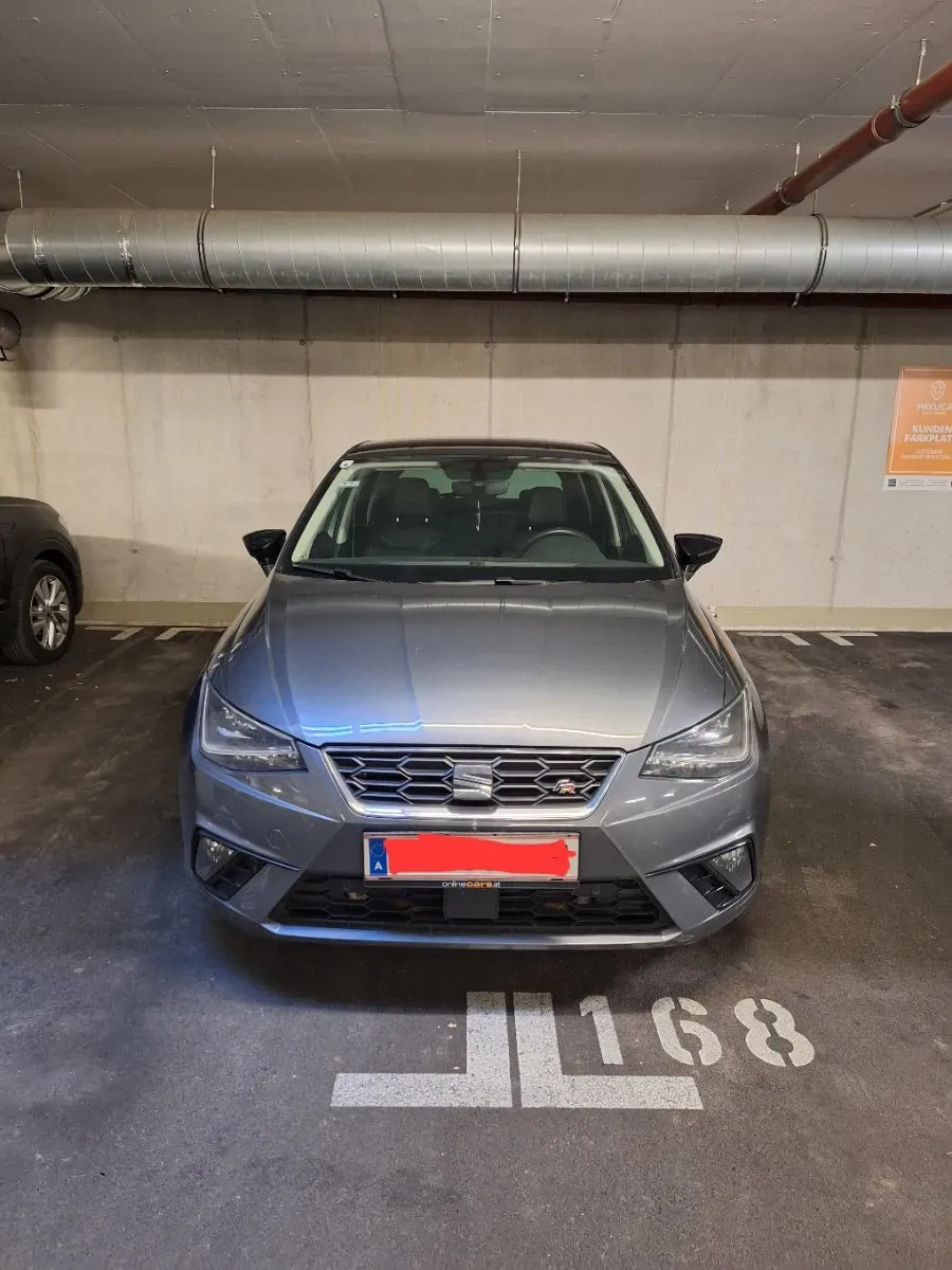 Seat Ibiza 2017 photo 2