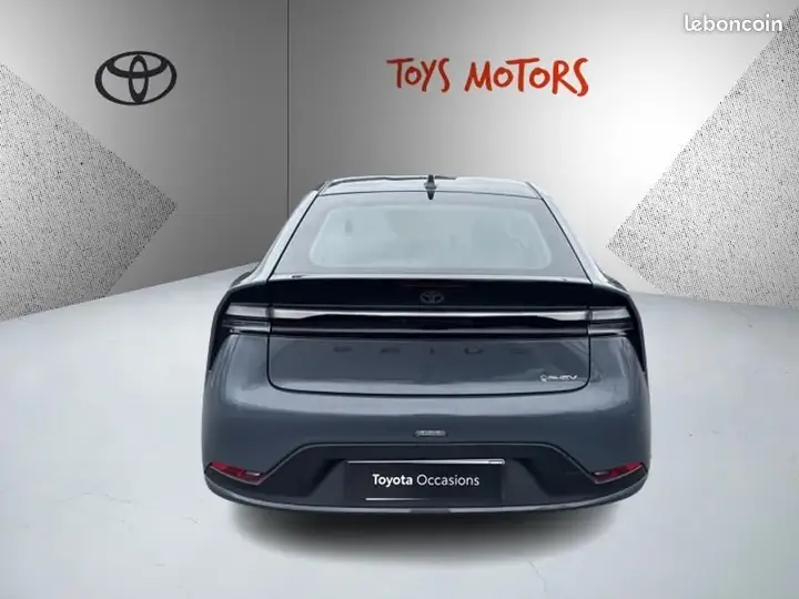 Toyota Prius 2024 photo 4