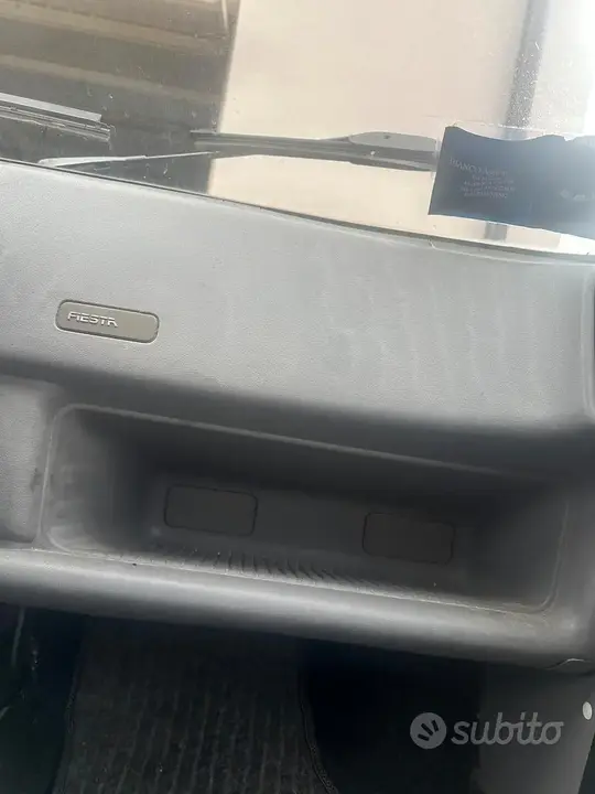Ford Fiesta 1985 photo 3