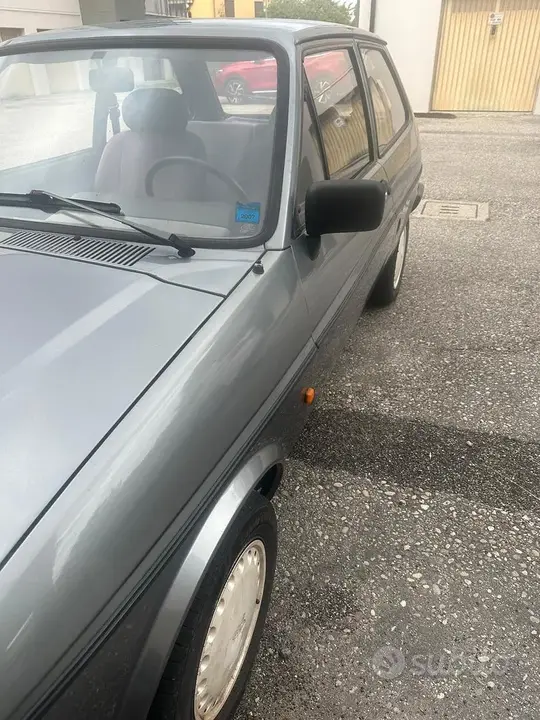 Ford Fiesta 1985 photo 4