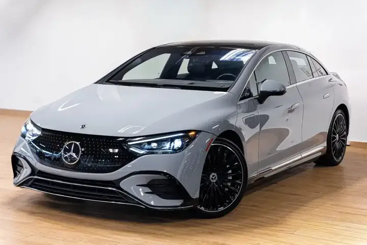 Mercedes-Benz Eqe