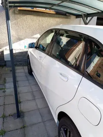 Mercedes-Benz B180
