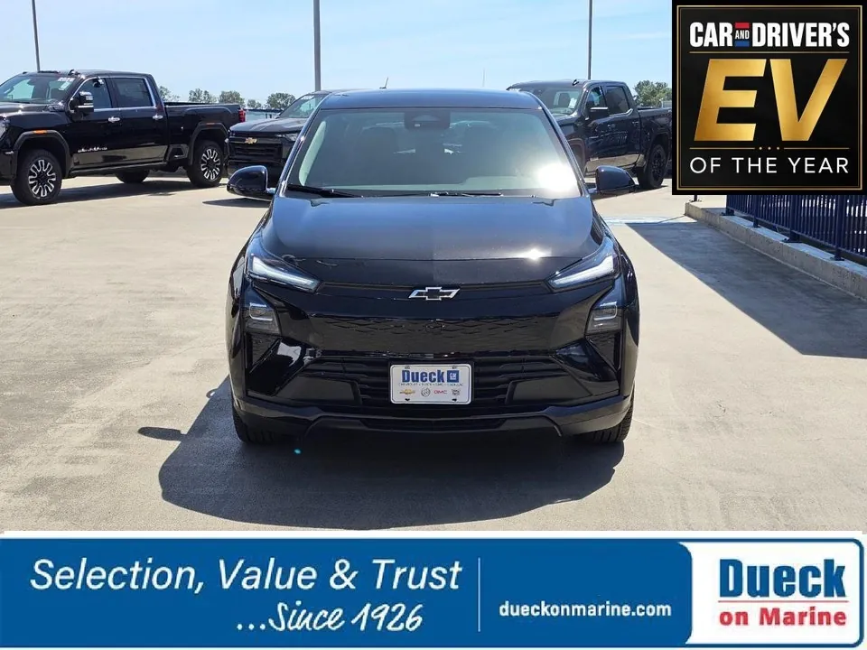Chevrolet Bolt 2027 photo 3