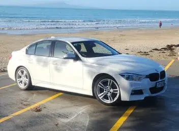 BMW 330E 2016 photo 2