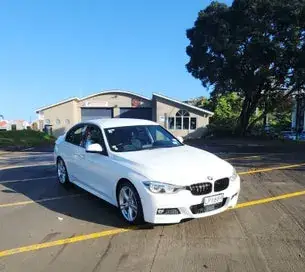 BMW 330E 2016 photo 3