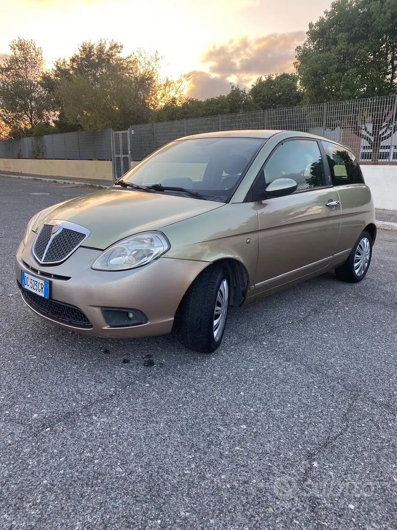 Lancia Ypsilon 2006 photo 2