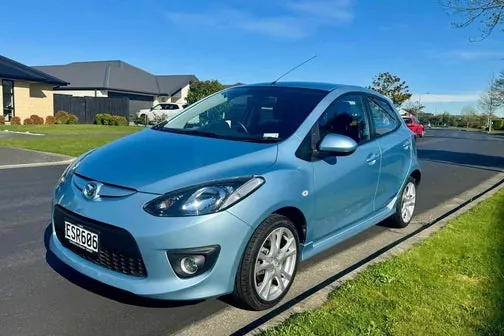 Mazda 2 Sport