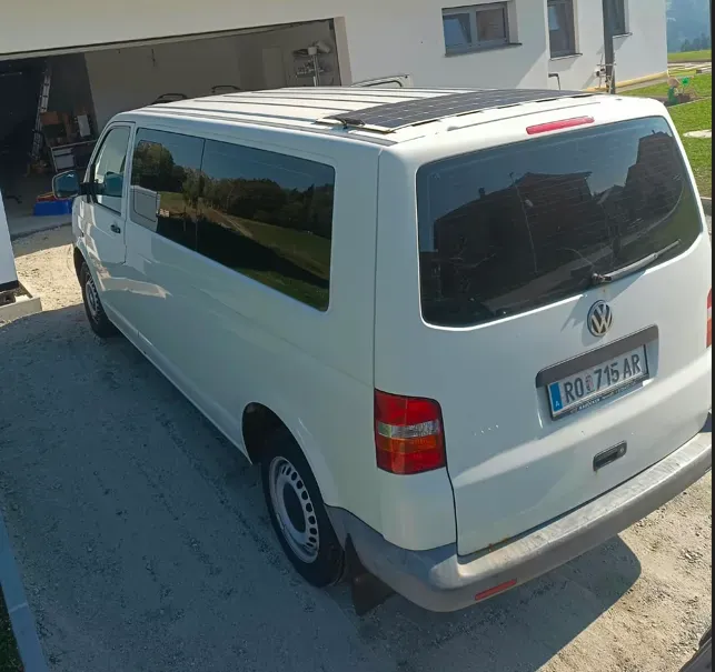 Volkswagen T5 2004 photo 3