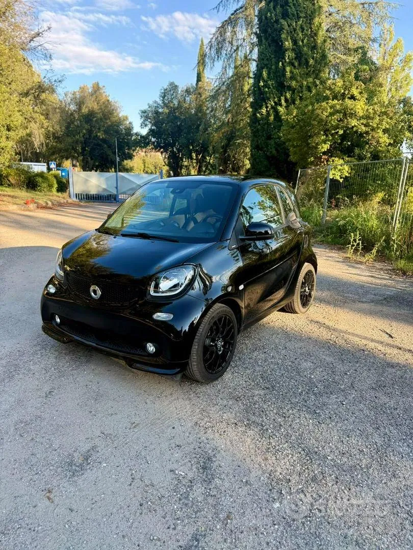 Smart Fortwo 2019 photo 5