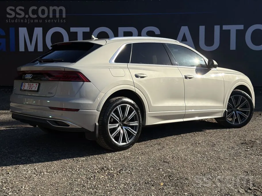 Audi Q8 2021 photo 5