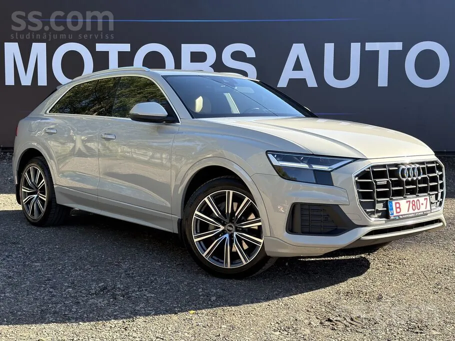 Audi Q8 2021 photo 2