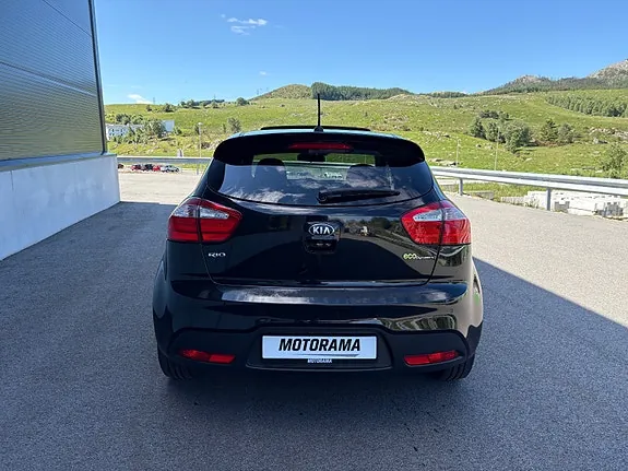 Kia Rio 2014 photo 4