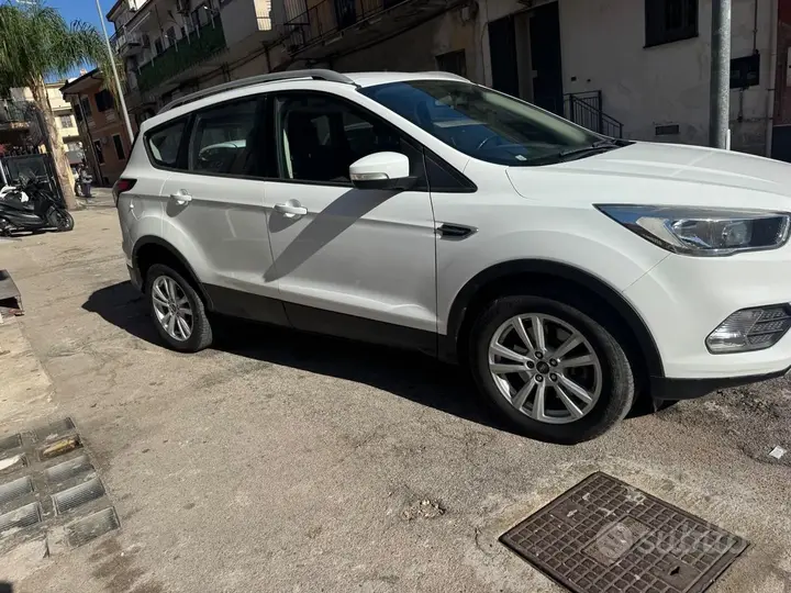 Ford Kuga 2018 photo 3