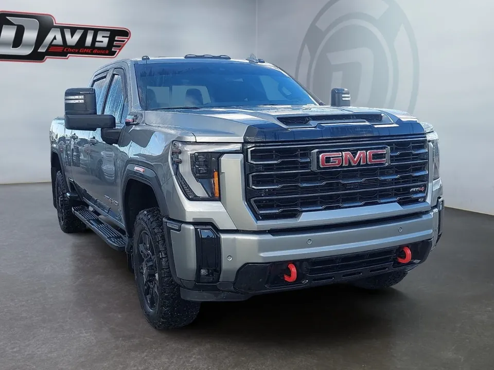 GMC Sierra 3500Hd 2025 photo 2