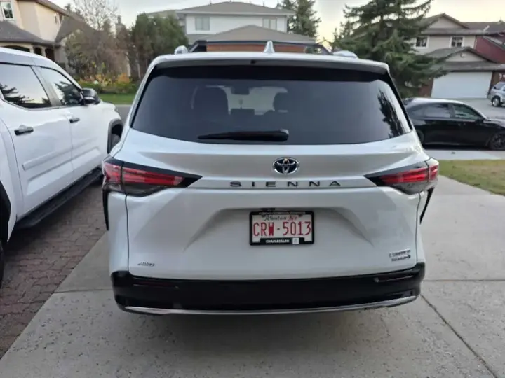 Toyota Sienna 2024 photo 4