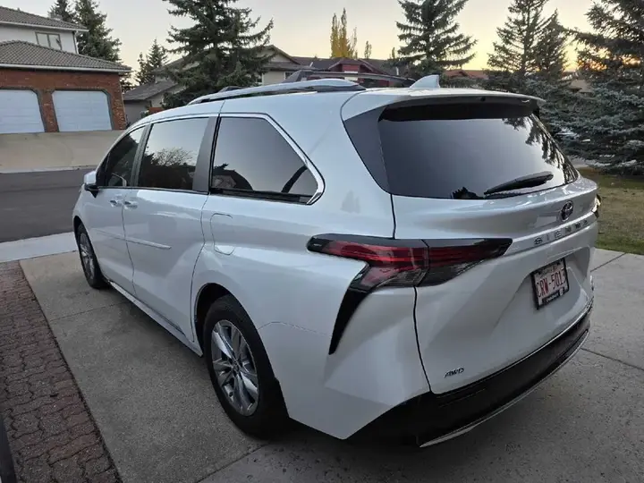 Toyota Sienna 2024 photo 5