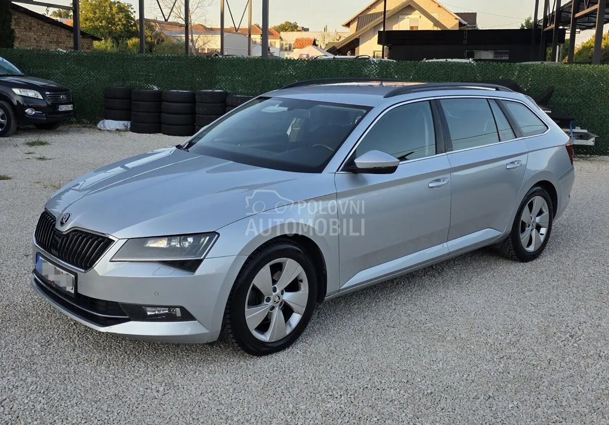 Skoda Superb 2017 photo 2