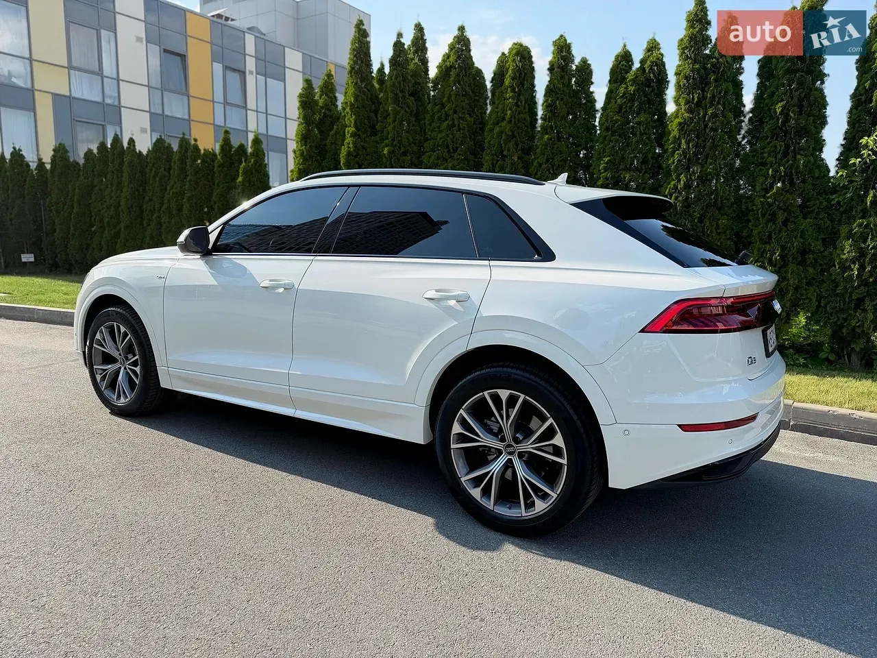Audi Q8 2021 photo 5