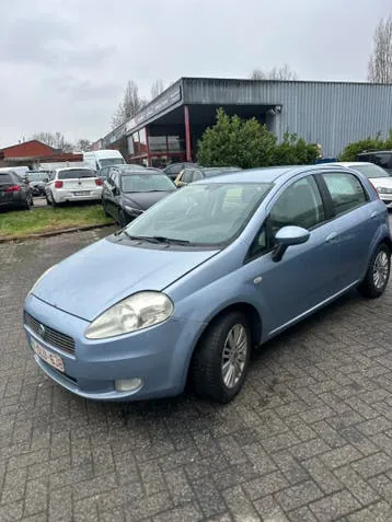 Fiat Punto 2006 photo 2