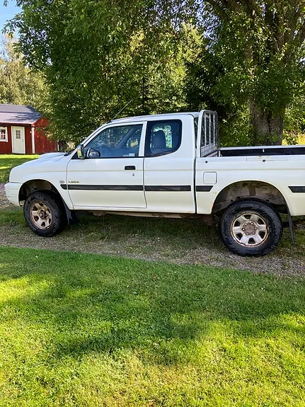 Mitsubishi L200