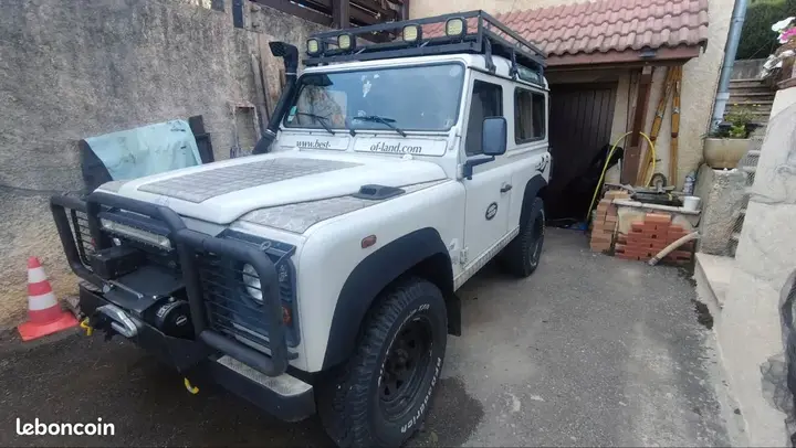 Land Rover Defender 1999 photo 3