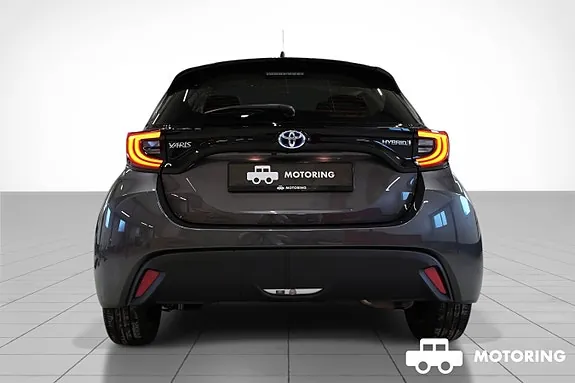 Toyota Yaris 2023 photo 4