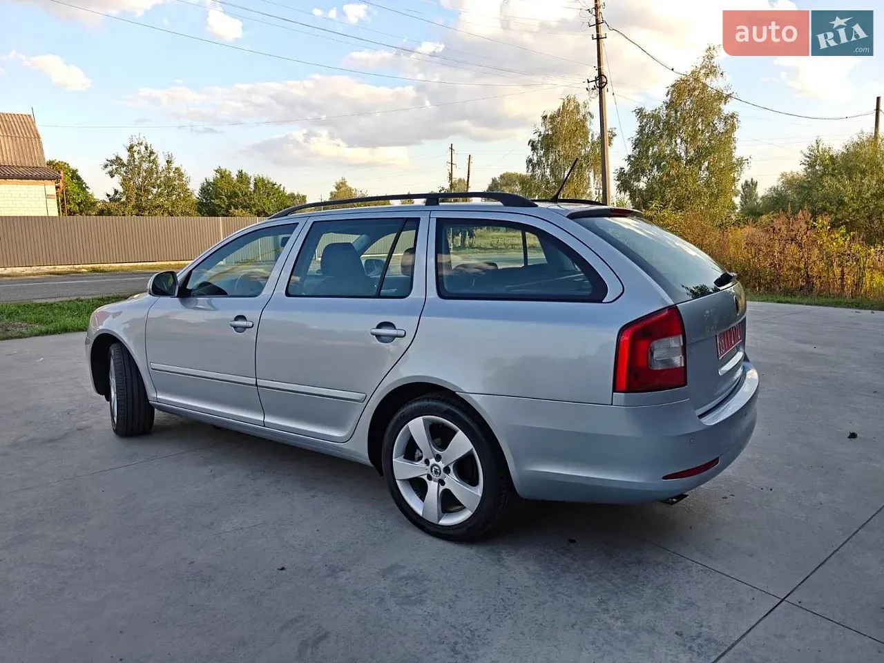 Skoda Octavia 2010 photo 4