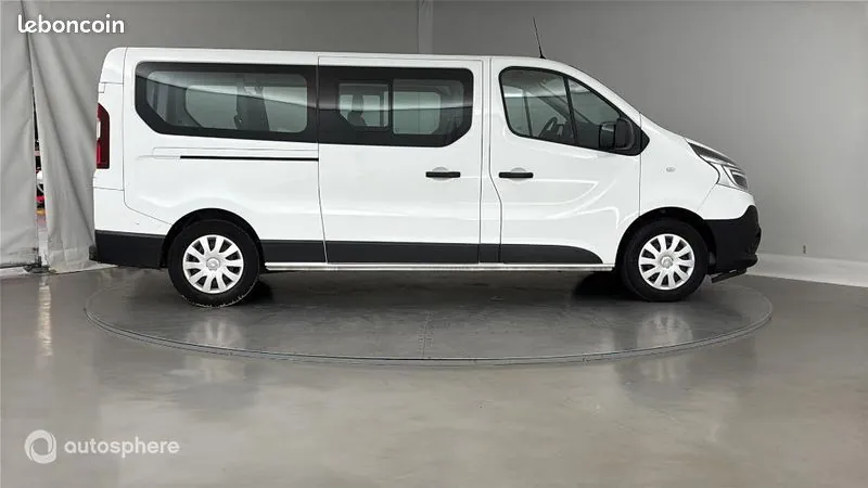 Renault Trafic 2020 photo 4