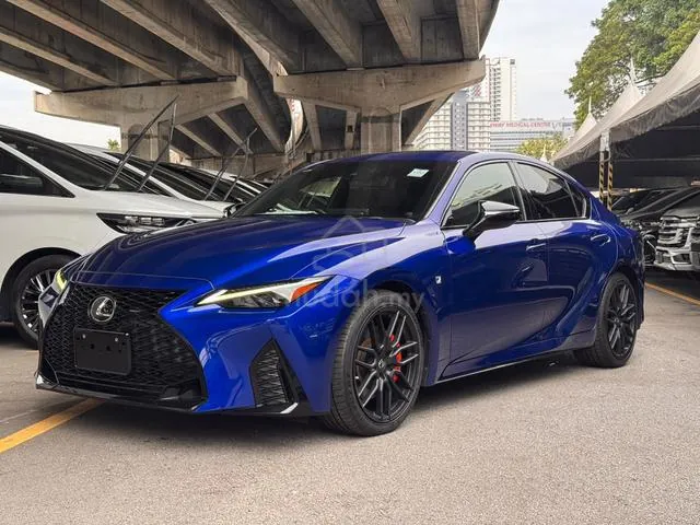Lexus Is300