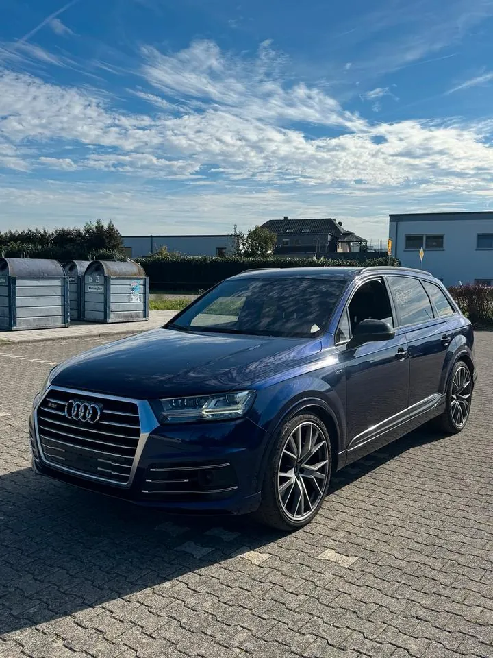 Audi Sq7