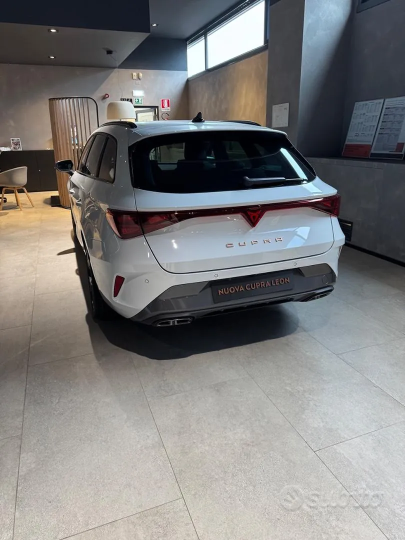 Cupra Leon 2025 photo 3