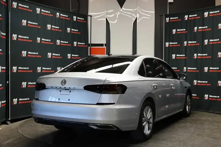 Volkswagen Passat 2021 photo 5