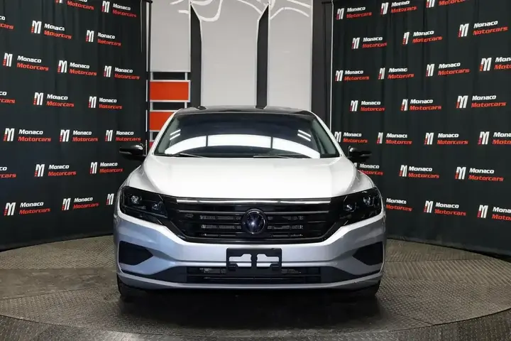 Volkswagen Passat 2021 photo 2