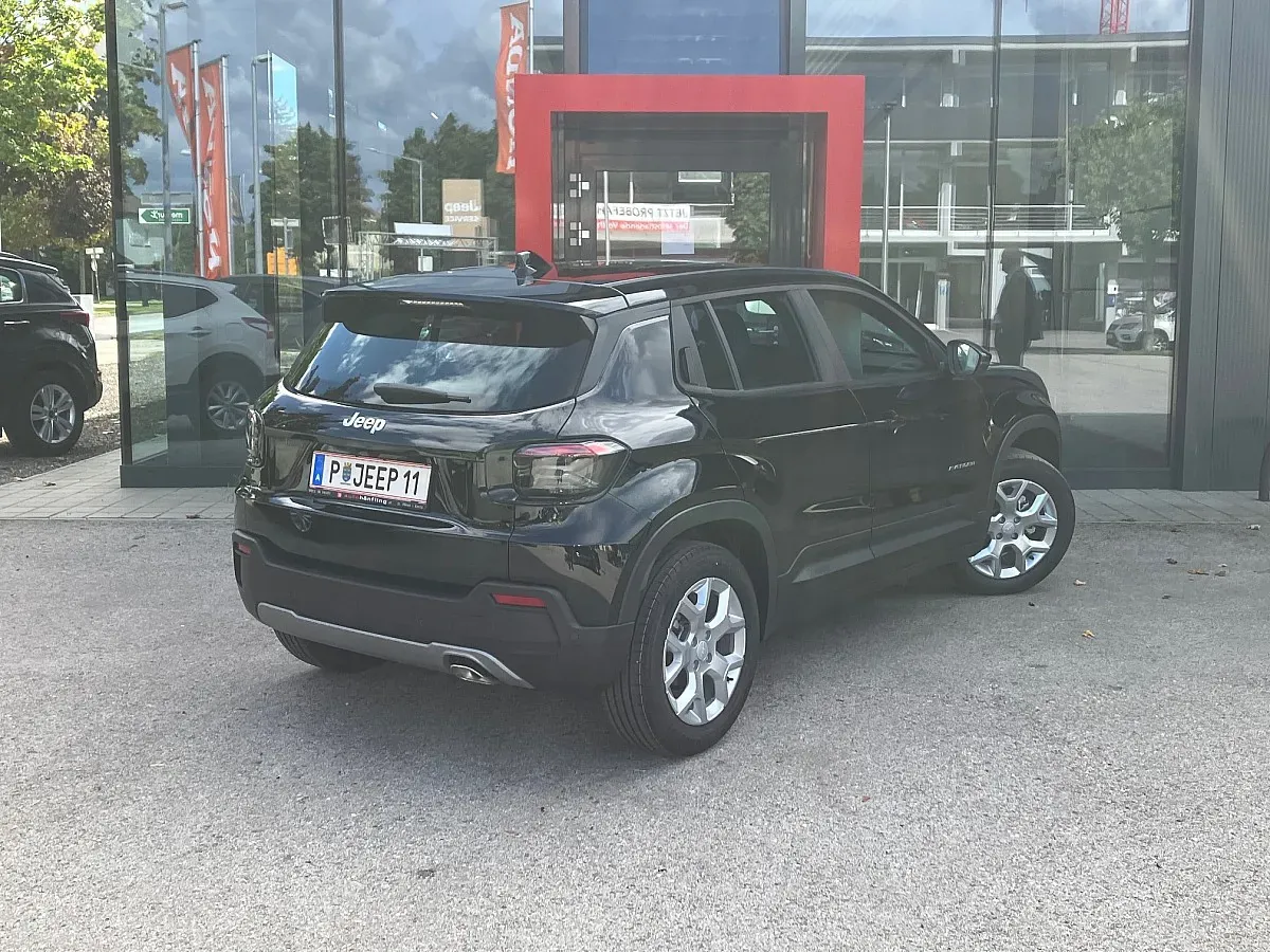 Jeep Avenger 2025 photo 2
