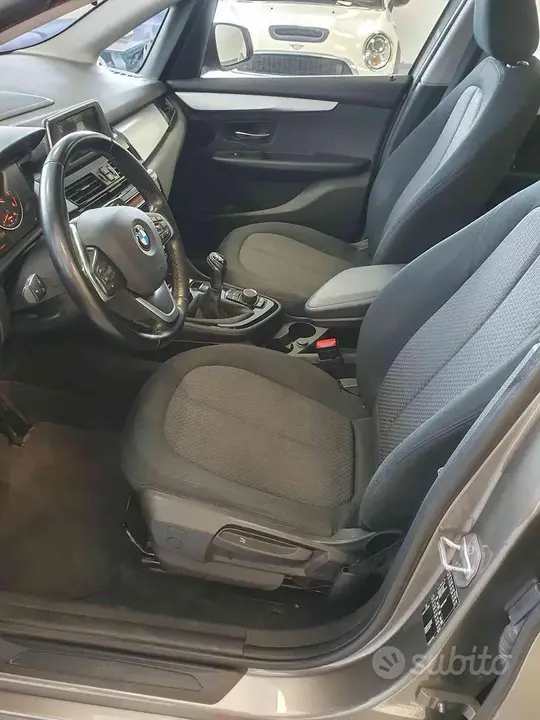 BMW 216D Active Tourer 2016 photo 5