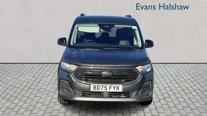 Ford Grand Tourneo Connect 2025 photo 3