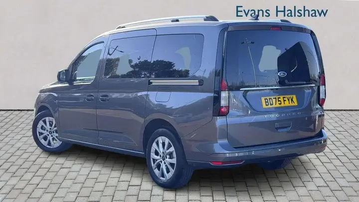 Ford Grand Tourneo Connect 2025 photo 4