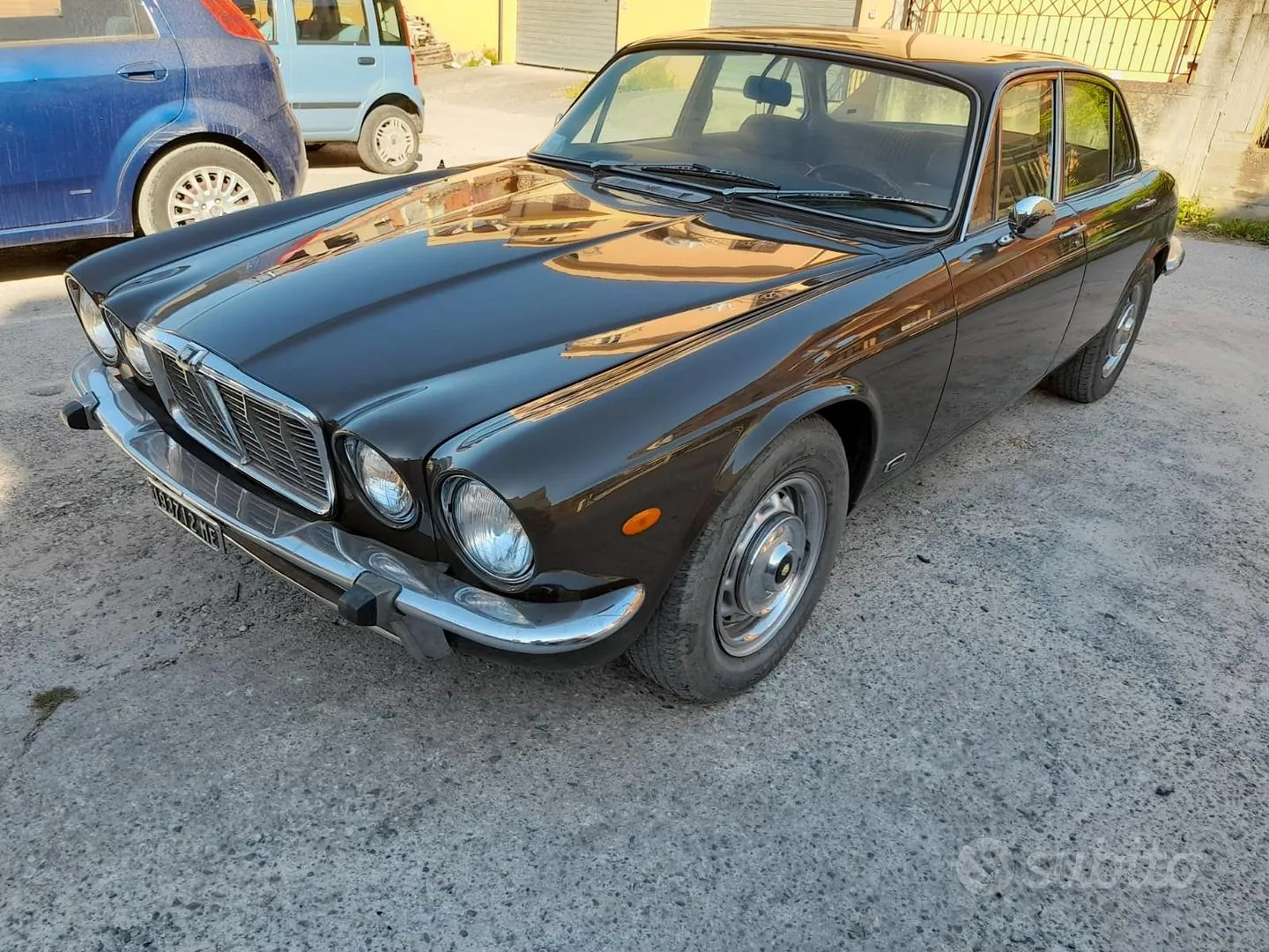 Jaguar Xj6