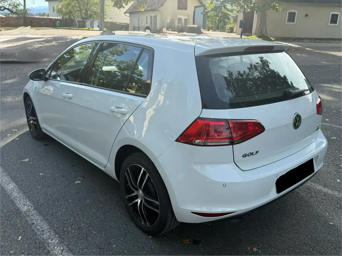 Volkswagen Golf 2013 photo 2