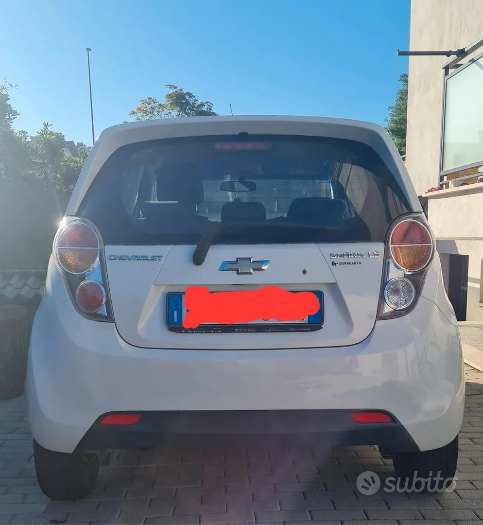Chevrolet Spark 2011 photo 4