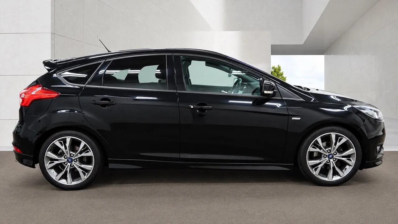 Ford Focus 2017 photo 5