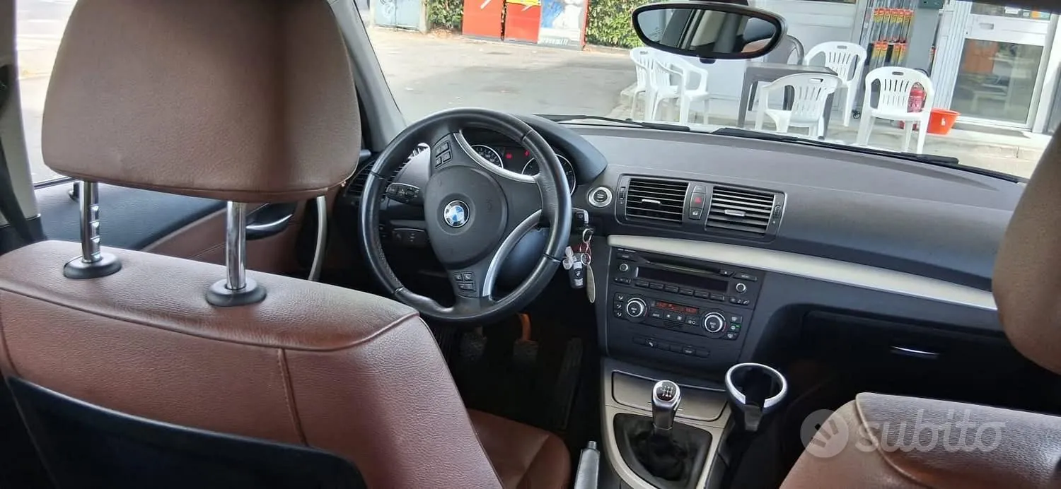 BMW 118D 2009 photo 5