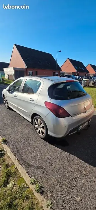 Peugeot 308 2010 photo 3
