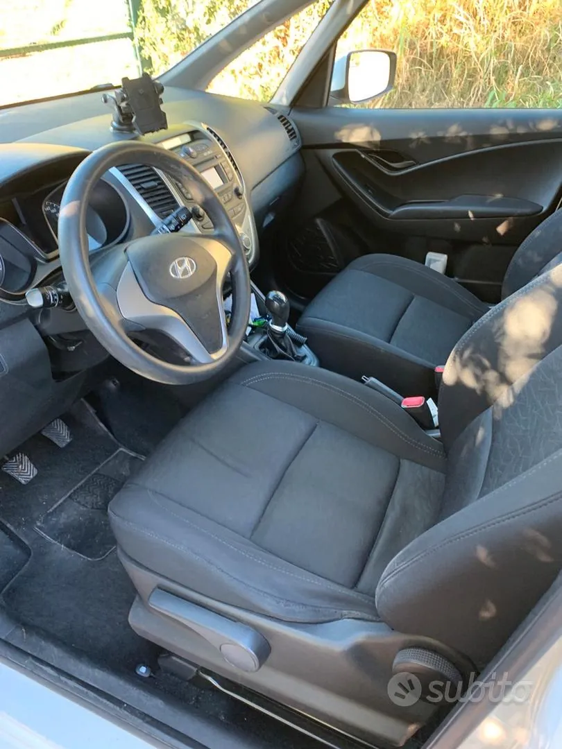 Hyundai Ix20 2012 photo 3