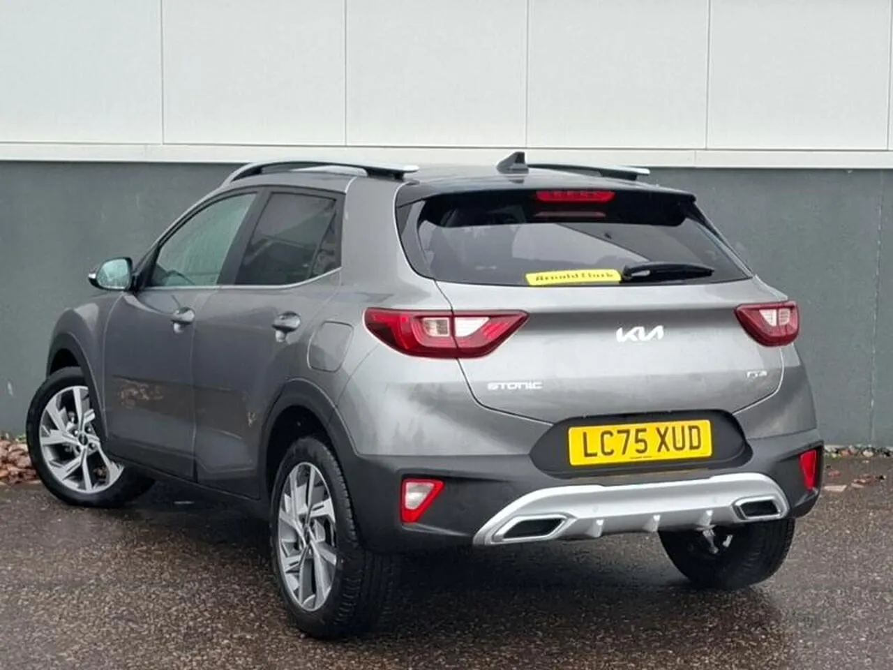 Kia Stonic 2025 photo 2