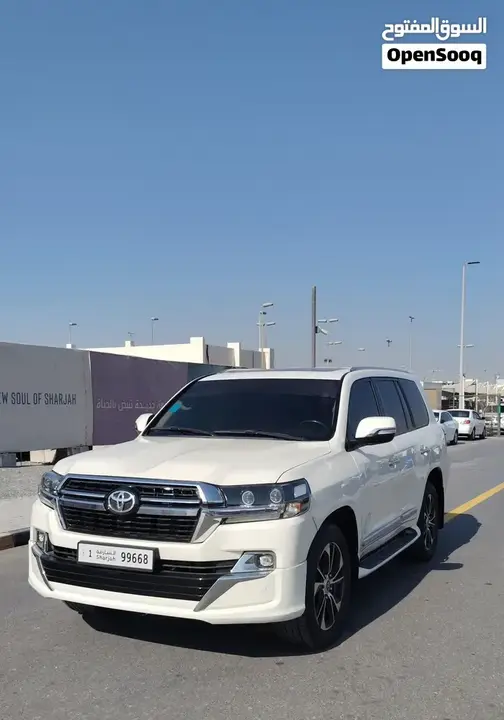 Toyota Land Cruiser 2011 photo 2