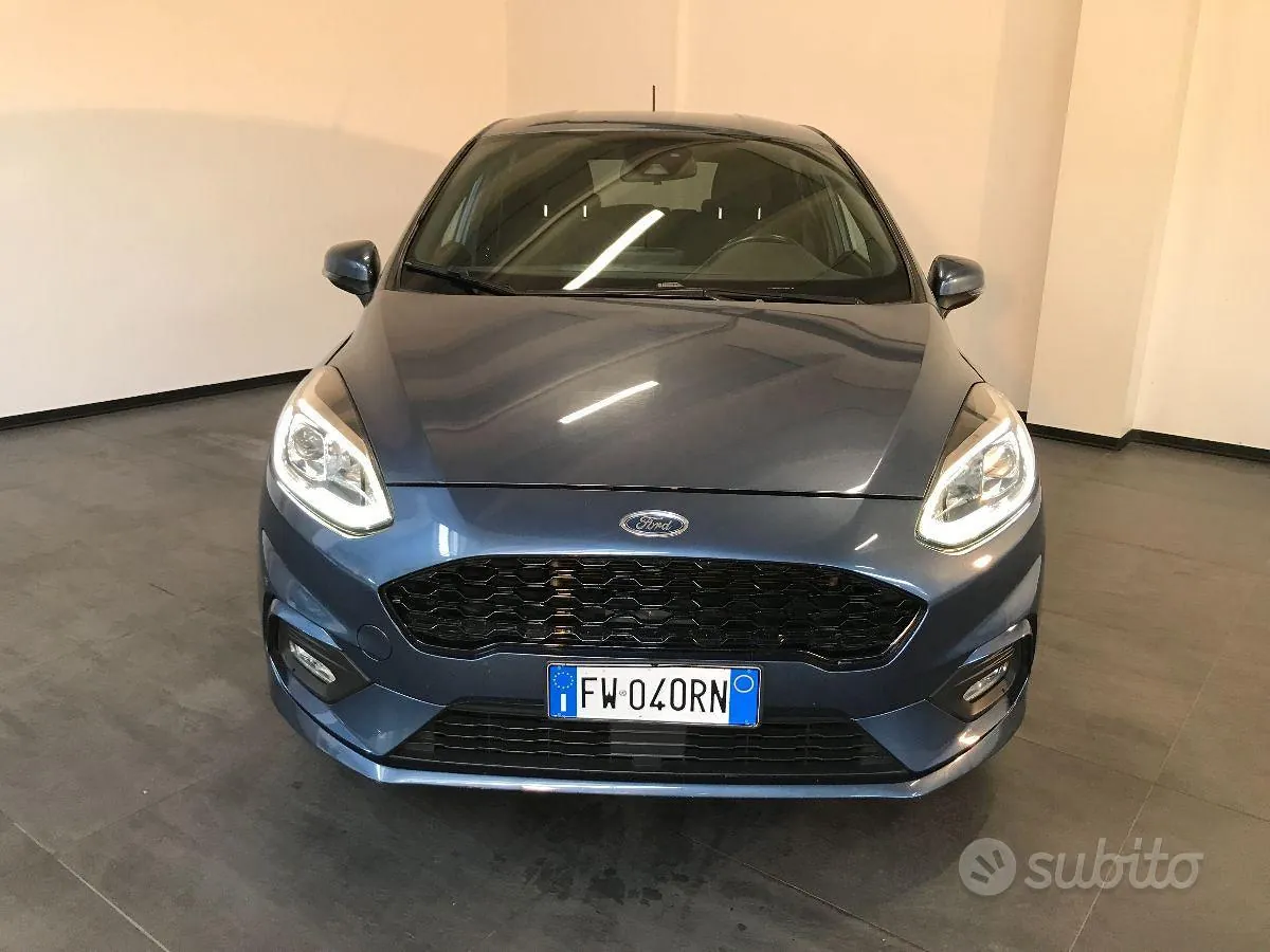 Ford Fiesta 2019 photo 2
