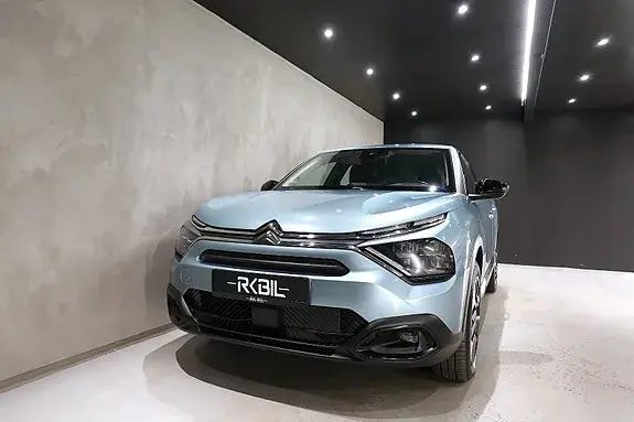 Citroen C4 2022 photo 2